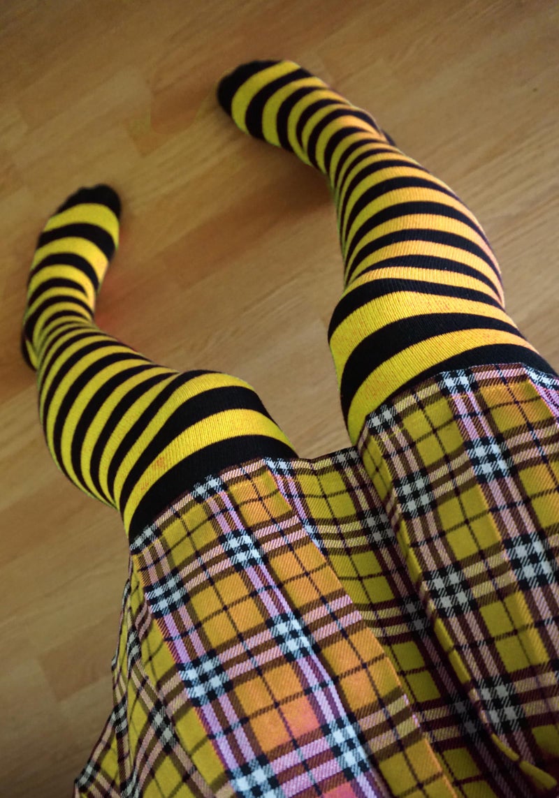 DAZCOS Striped Thigh High Socks Elastic Over The Knee Knit Stockings for Daily or Anime Cosplay (Yellow + Black) - Image 4